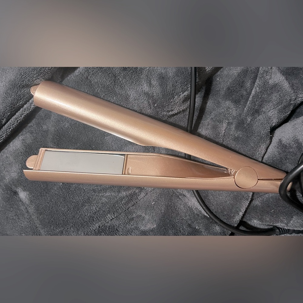 🌼 Rose Gold Curling/Flat Iron